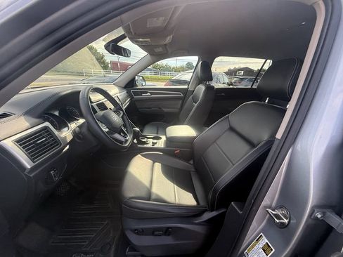 Used 2021 Volkswagen Atlas SE AWD/4WD image 12