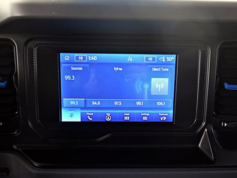 Used 2022 Ford Bronco Black Diamond image 11