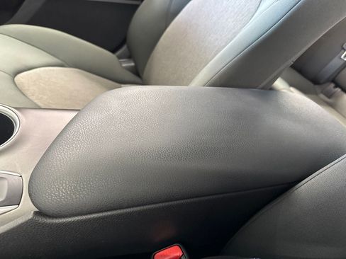 Used 2023 Toyota Camry LE FWD image 29