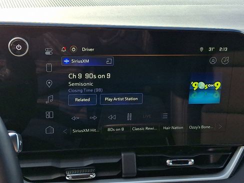 Used 2025 Chevrolet Equinox LT w/ Convenience Package II image 16