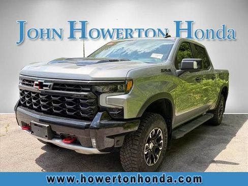 Used 2024 Chevrolet Silverado 1500 ZR2 w/ Technology Package AWD/4WD image 4