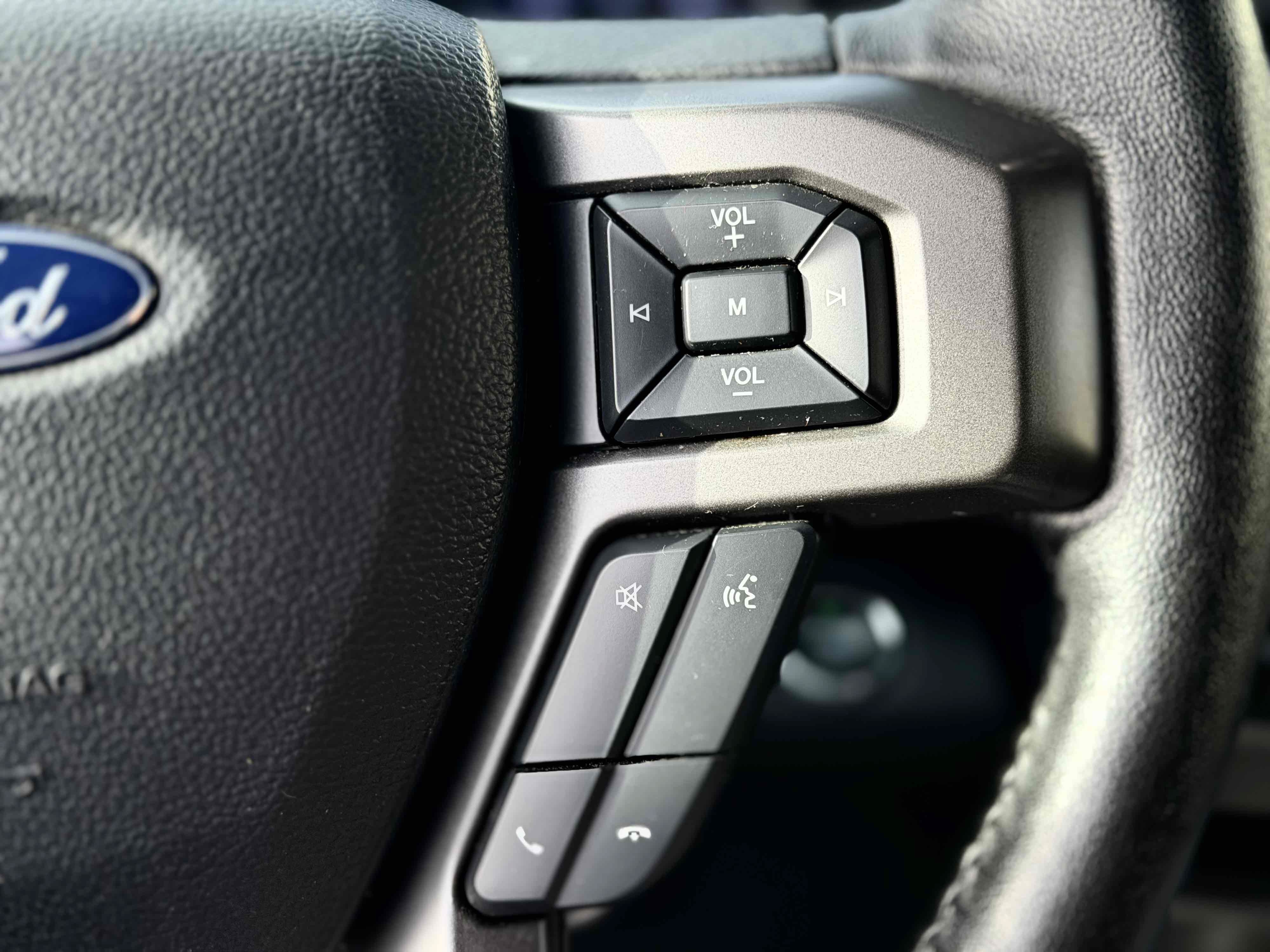 Used 2019 Ford Expedition XLT w/ Equipment Group 202A RWD image 33