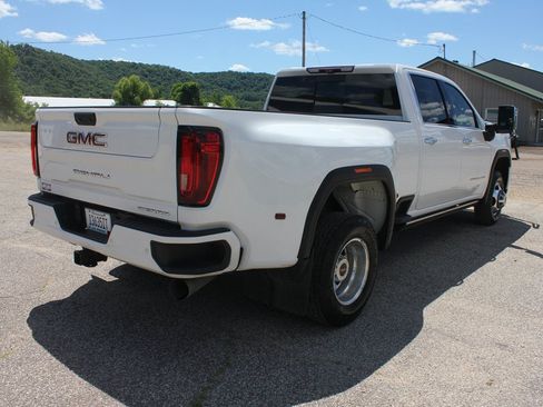 Used 2023 GMC Sierra 3500 Denali w/ Denali Ultimate Package AWD/4WD image 5