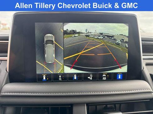 Used 2024 Chevrolet Tahoe Z71 w/ Luxury Package image 18