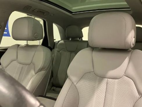Used 2018 Audi Q5 Prestige w/ Prestige Package AWD/4WD image 26