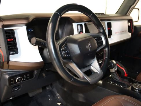 Used 2023 Ford Bronco Heritage Edition AWD/4WD image 39