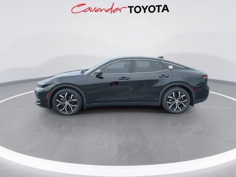 Used 2024 Toyota Crown XLE image 5