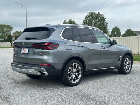 Used 2026 BMW X5 xDrive40i AWD/4WD image 9
