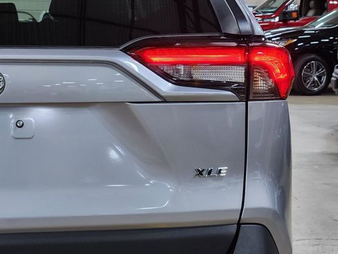 Used 2022 Toyota RAV4 XLE image 22