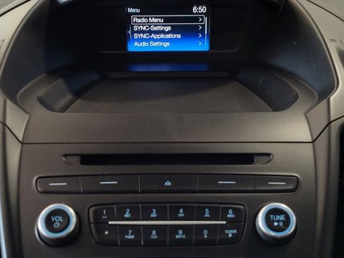 Used 2018 Ford Escape SE AWD/4WD image 25