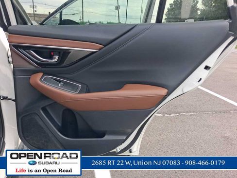 Used 2023 Subaru Outback Touring AWD/4WD image 18