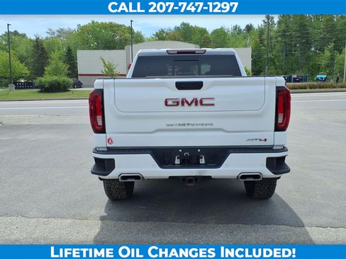 Used 2025 GMC Sierra 1500 AT4 w/ AT4 Premium Package AWD/4WD image 6