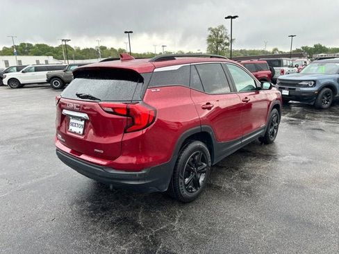 Used 2021 GMC Terrain SLE w/ Driver Convenience Package AWD/4WD image 5