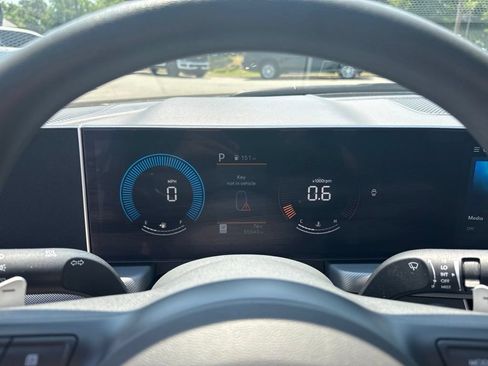 Used 2025 Hyundai Sonata SEL FWD image 24