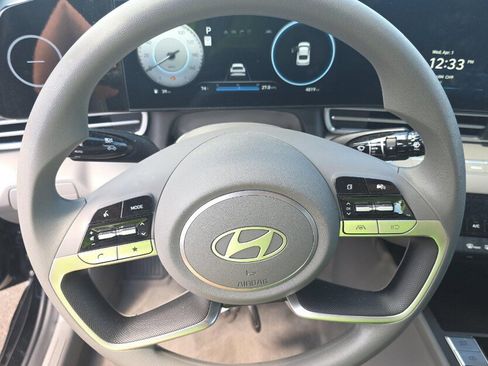 Used 2024 Hyundai Elantra SEL image 8