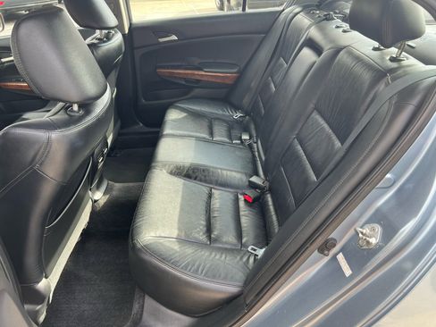 Used 2011 Honda Accord EX-L image 12
