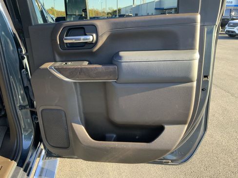 Used 2020 GMC Sierra 3500 Denali w/ Denali Ultimate Package image 74