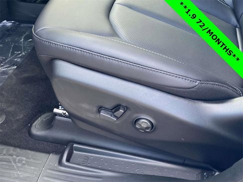 New 2026 Chrysler Pacifica Select image 45