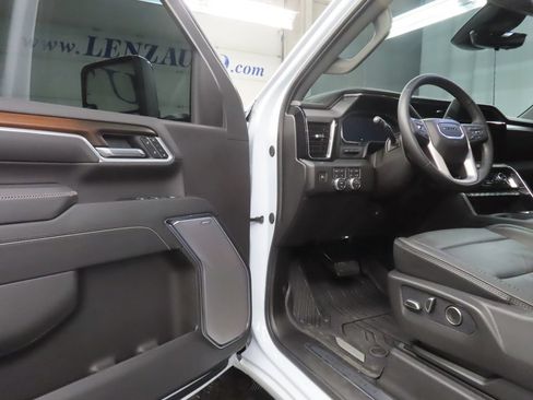 Used 2026 GMC Sierra 2500 Denali w/ Denali Reserve Package AWD/4WD image 46