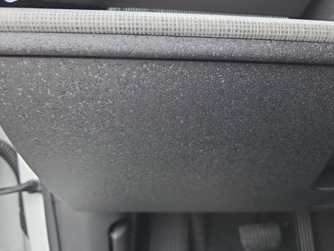 New 2025 Volvo EX30 Plus w/ Protection Package Premier image 35