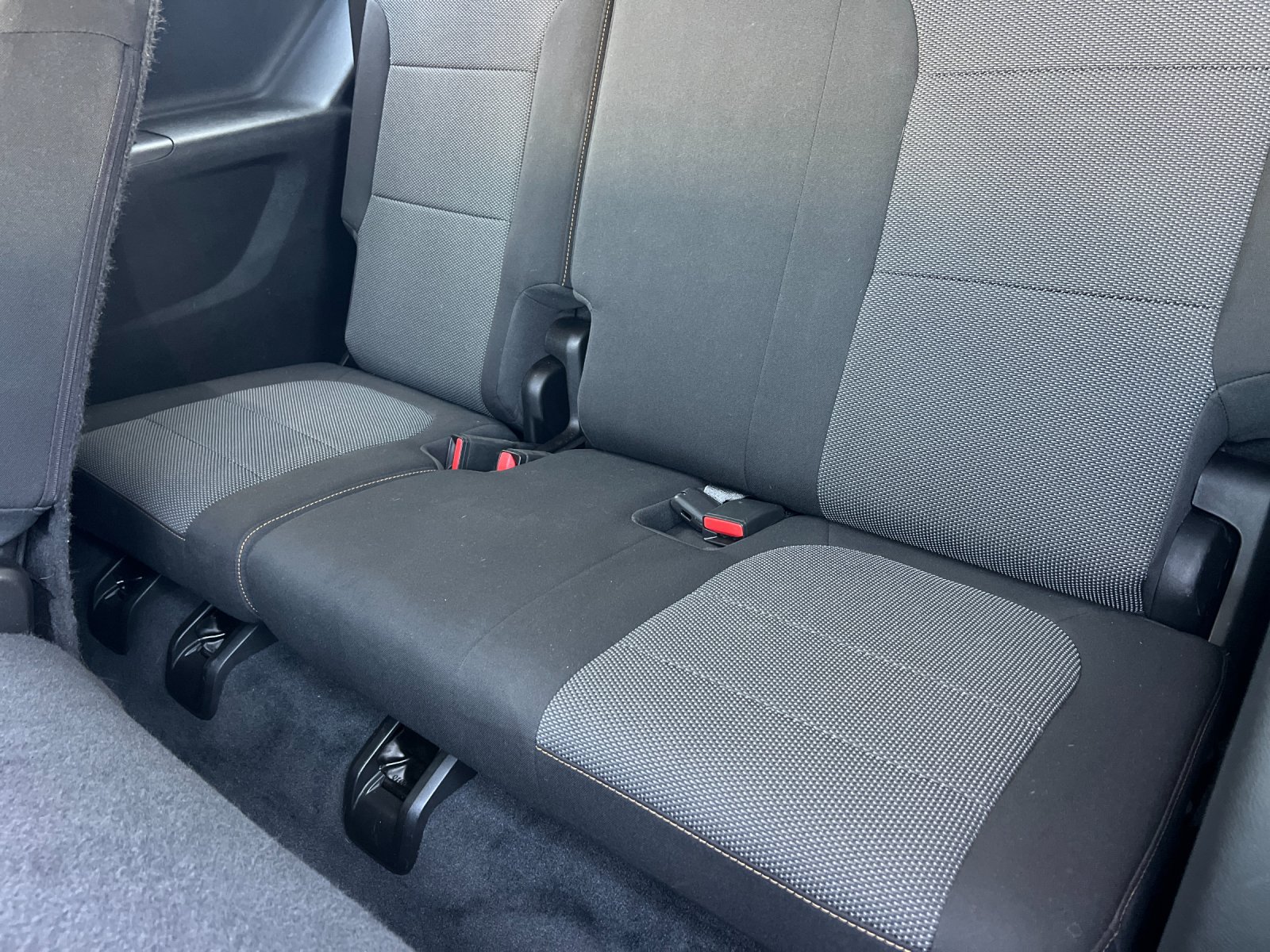 Used 2021 Chevrolet Traverse LT FWD image 15