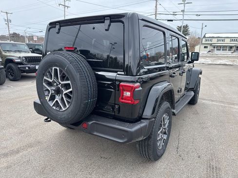 New 2026 Jeep Wrangler Sahara image 5