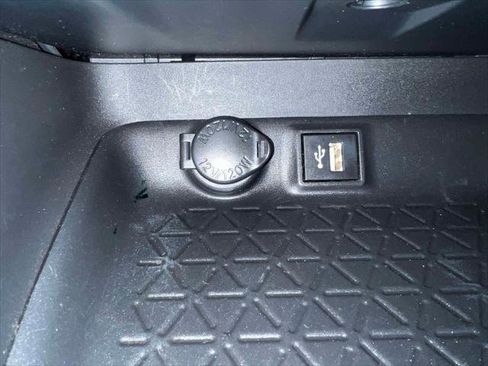 Certified 2023 Toyota RAV4 LE image 29