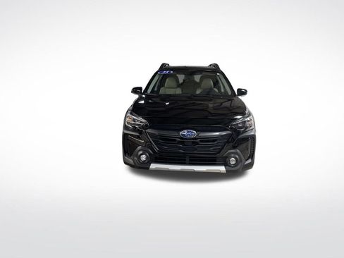 Certified 2025 Subaru Outback Limited image 9
