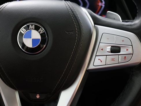 Used 2022 BMW X7 xDrive40i w/ Executive Package image 30