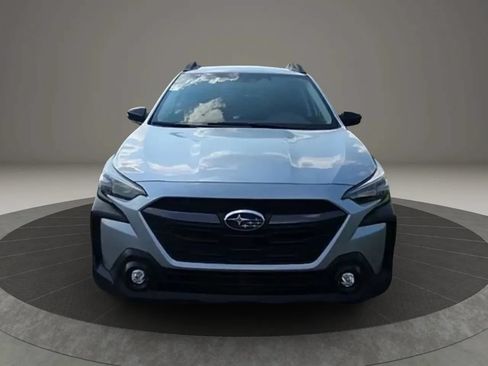 Used 2023 Subaru Outback Premium w/ Popular Package #1 AWD/4WD image 2