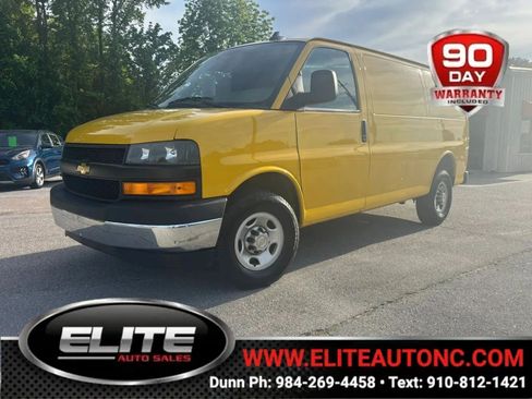 Used 2023 Chevrolet Express 2500 RWD image 1