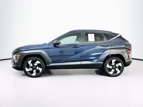 Used 2024 Hyundai Kona Limited AWD/4WD image 4