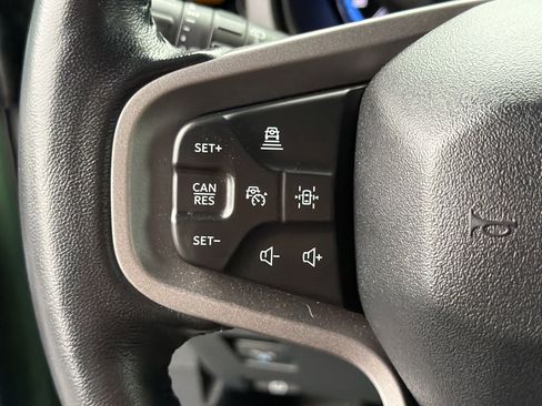 Used 2023 Ford Bronco Badlands image 26