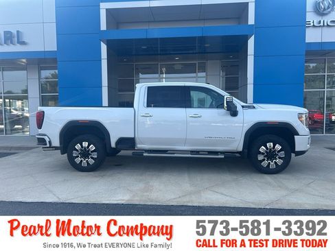 Certified 2022 GMC Sierra 2500 Denali w/ LPO, GMC Protection Package AWD/4WD image 3