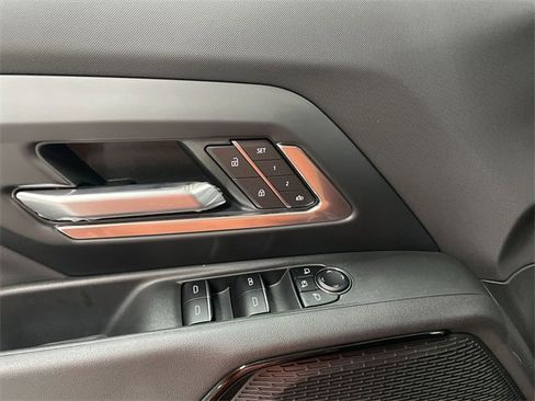 New 2026 Chevrolet Silverado EV LT w/ Premium Package image 22