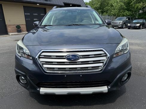 Used 2016 Subaru Outback 2.5i Limited AWD/4WD image 2