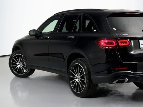 Certified 2022 Mercedes-Benz GLC 300 4MATIC w/ AMG Line image 16