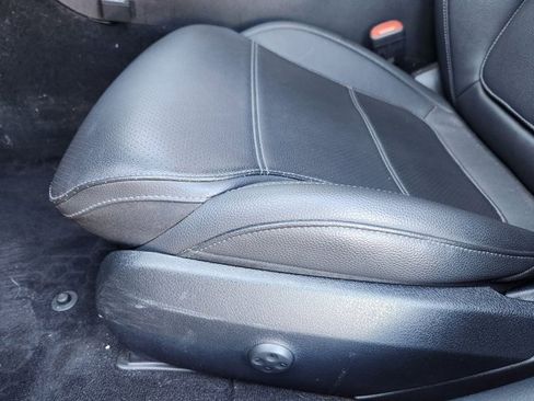 Used 2024 Mercedes-Benz C 300 Sedan image 23