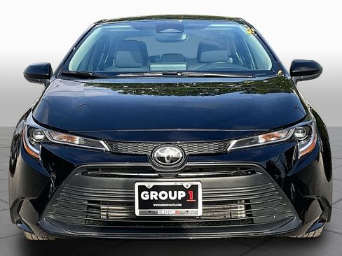 Used 2026 Toyota Corolla LE FWD image 4
