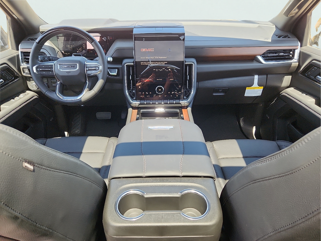 New 2026 GMC Yukon Denali w/ Denali Reserve Package AWD/4WD image 10