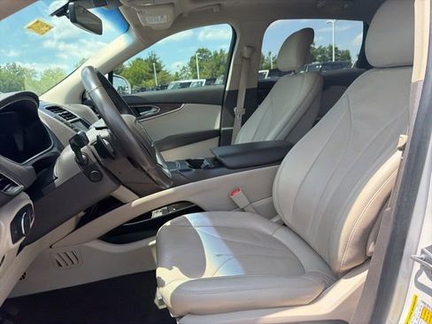 Used 2019 Lincoln Nautilus Reserve FWD image 27
