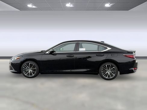 Used 2024 Lexus ES 300h w/ Premium Package FWD image 2