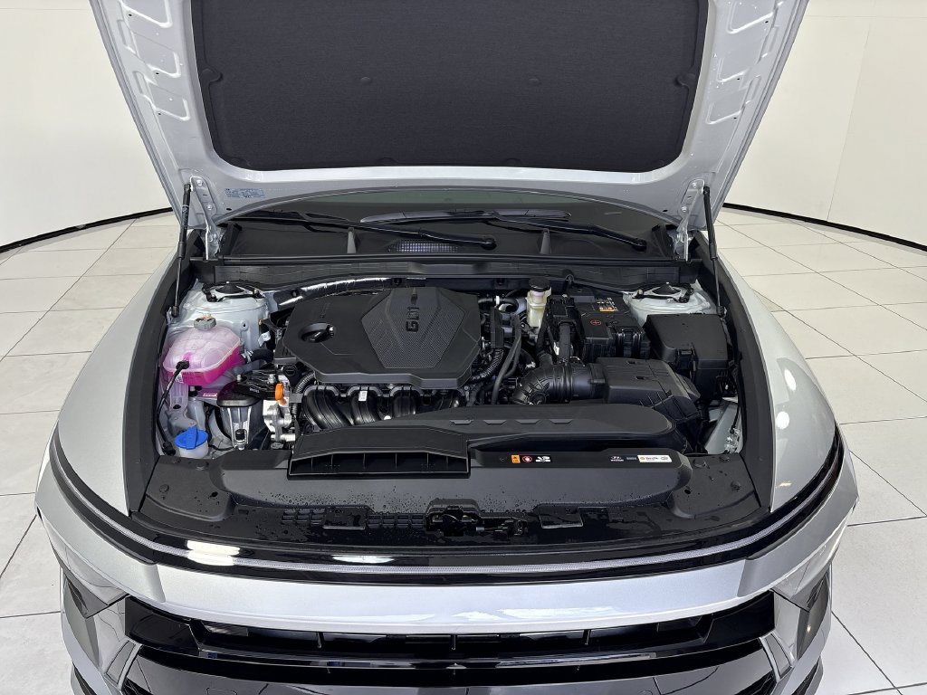 New 2026 Hyundai Sonata SE FWD image 17