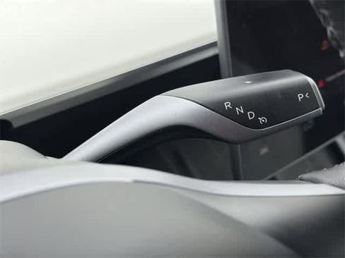 Used 2023 Tesla Model Y Long Range image 26