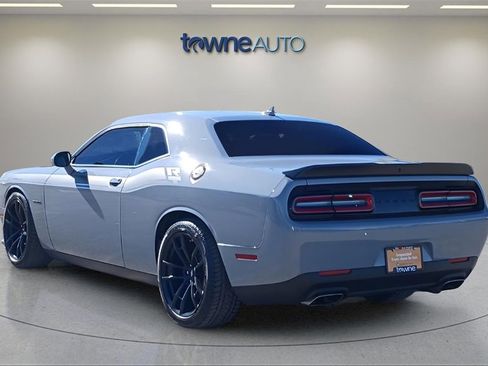 Used 2022 Dodge Challenger R/T w/ Plus Package image 3