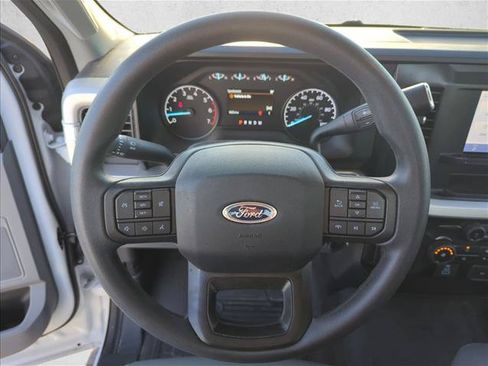 Used 2025 Ford F250 XL w/ XL Chrome Package RWD image 14