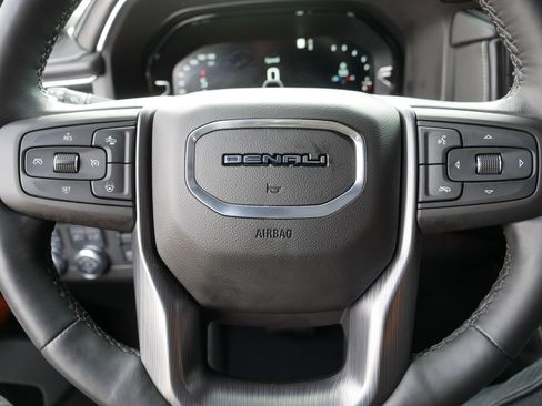Certified 2023 GMC Yukon Denali Ultimate image 25