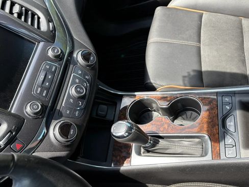 Used 2014 Chevrolet Impala LT w/ Premium Seating Package FWD image 20