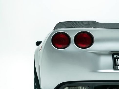 Used 2012 Chevrolet Corvette Grand Sport w/ 2LT Preferred Equipment Group RWD image 17