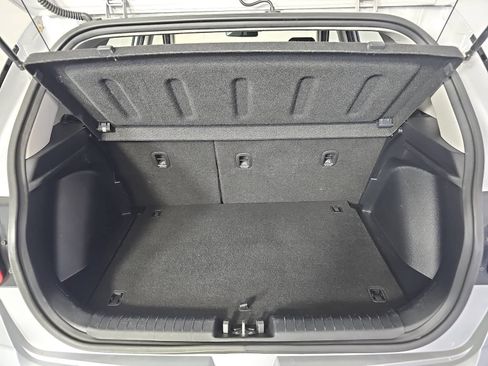 Used 2023 Hyundai Venue SE FWD image 12
